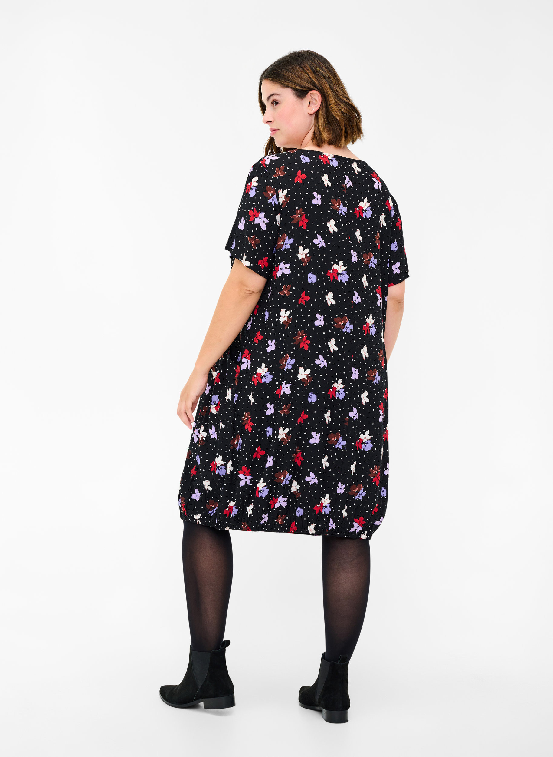 Kortærmet viskose kjole med print, Black Dot Flower, Model image number 1