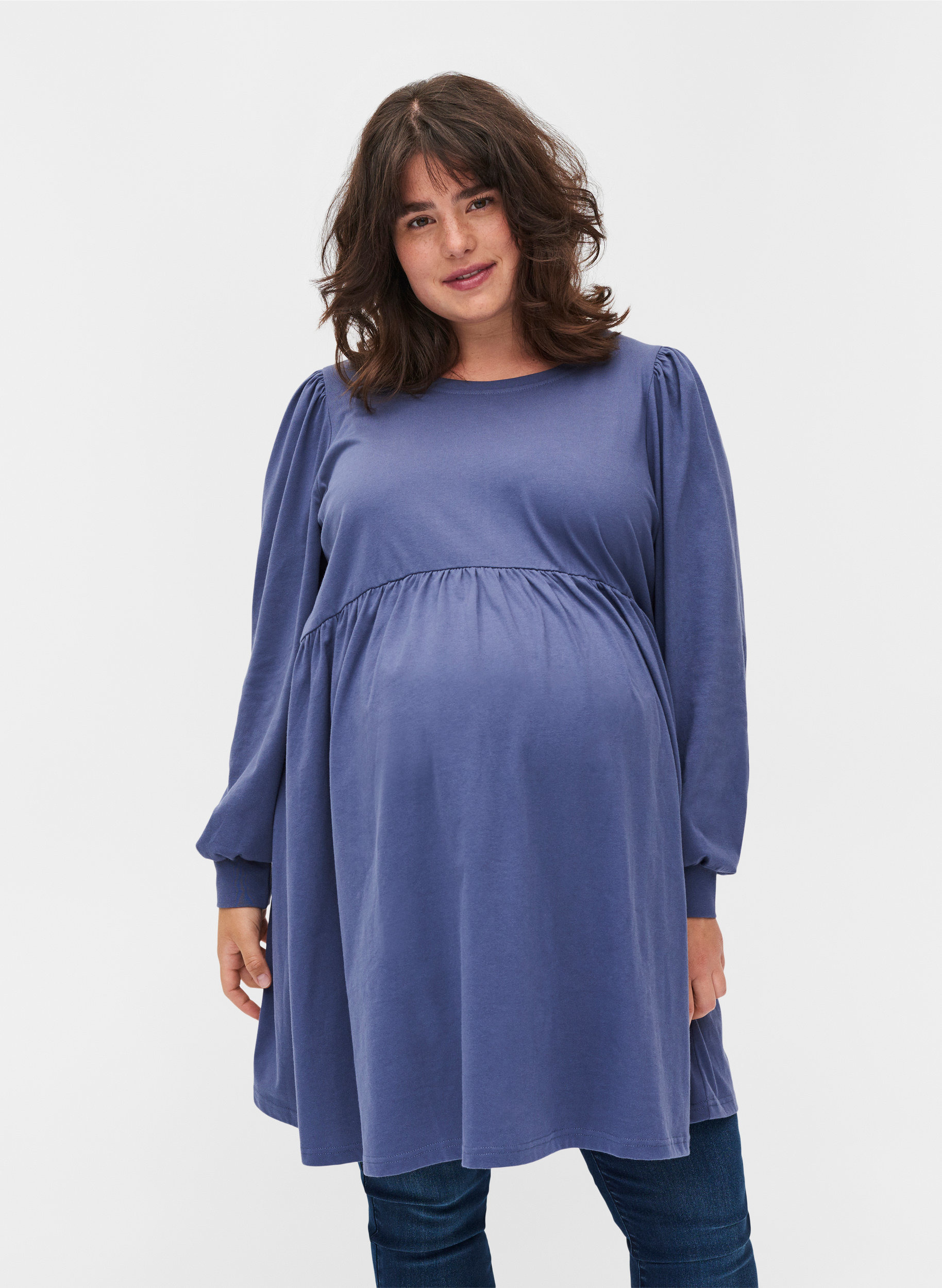 Graviditets tunika med pufærmer, Nightshadow Blue, Model