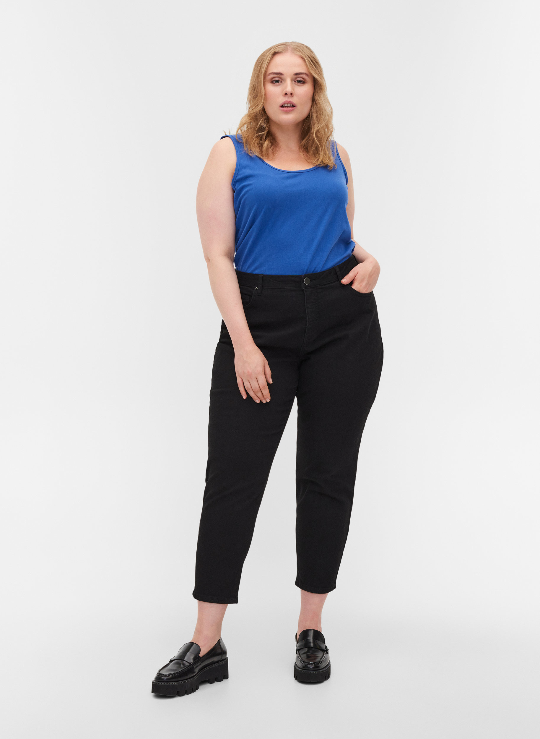 Cropped Mille jeans med mom fit, Black, Model image number 0