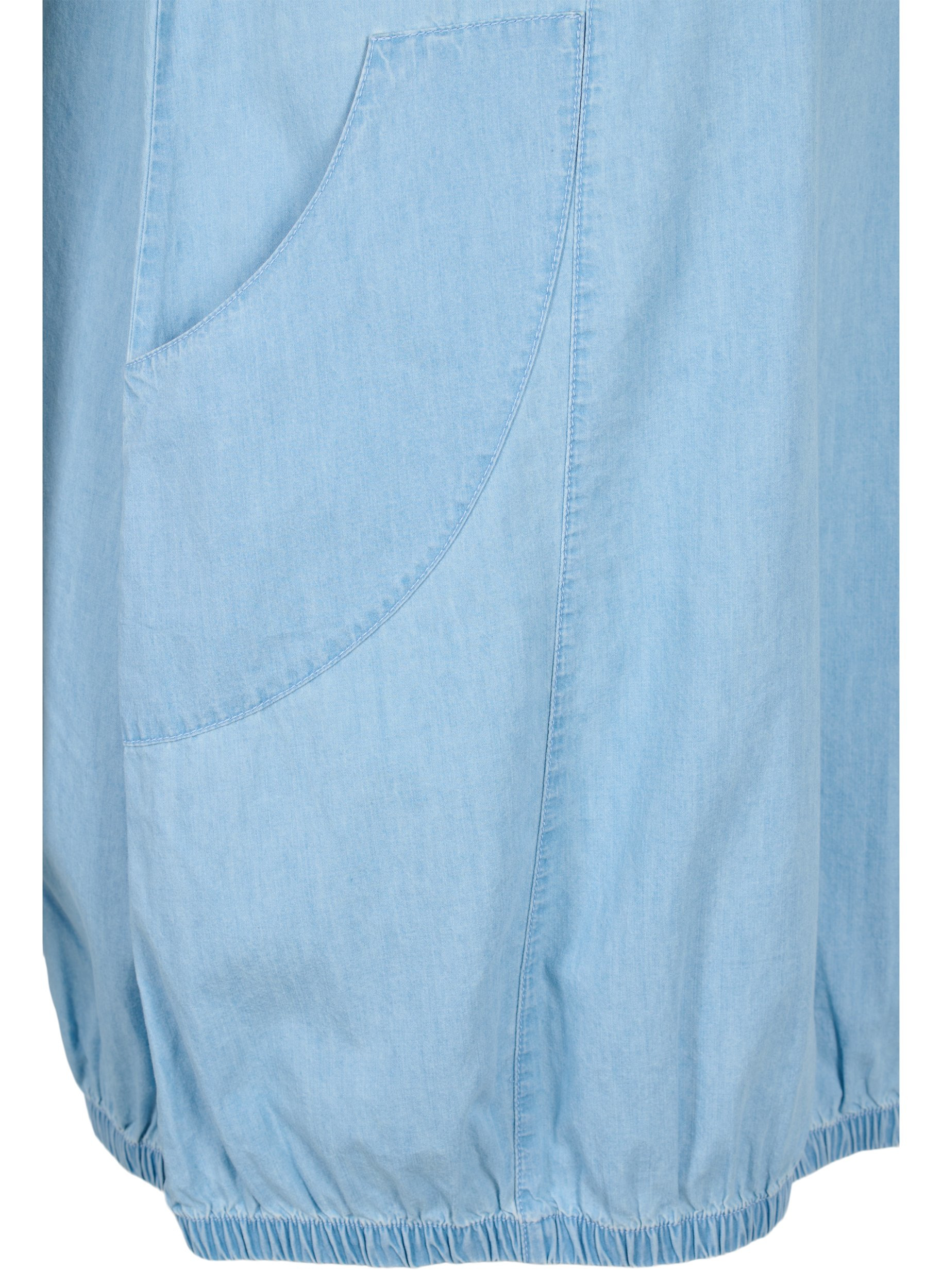 Kortærmet denimkjole med lommer, Light blue denim, Packshot image number 3