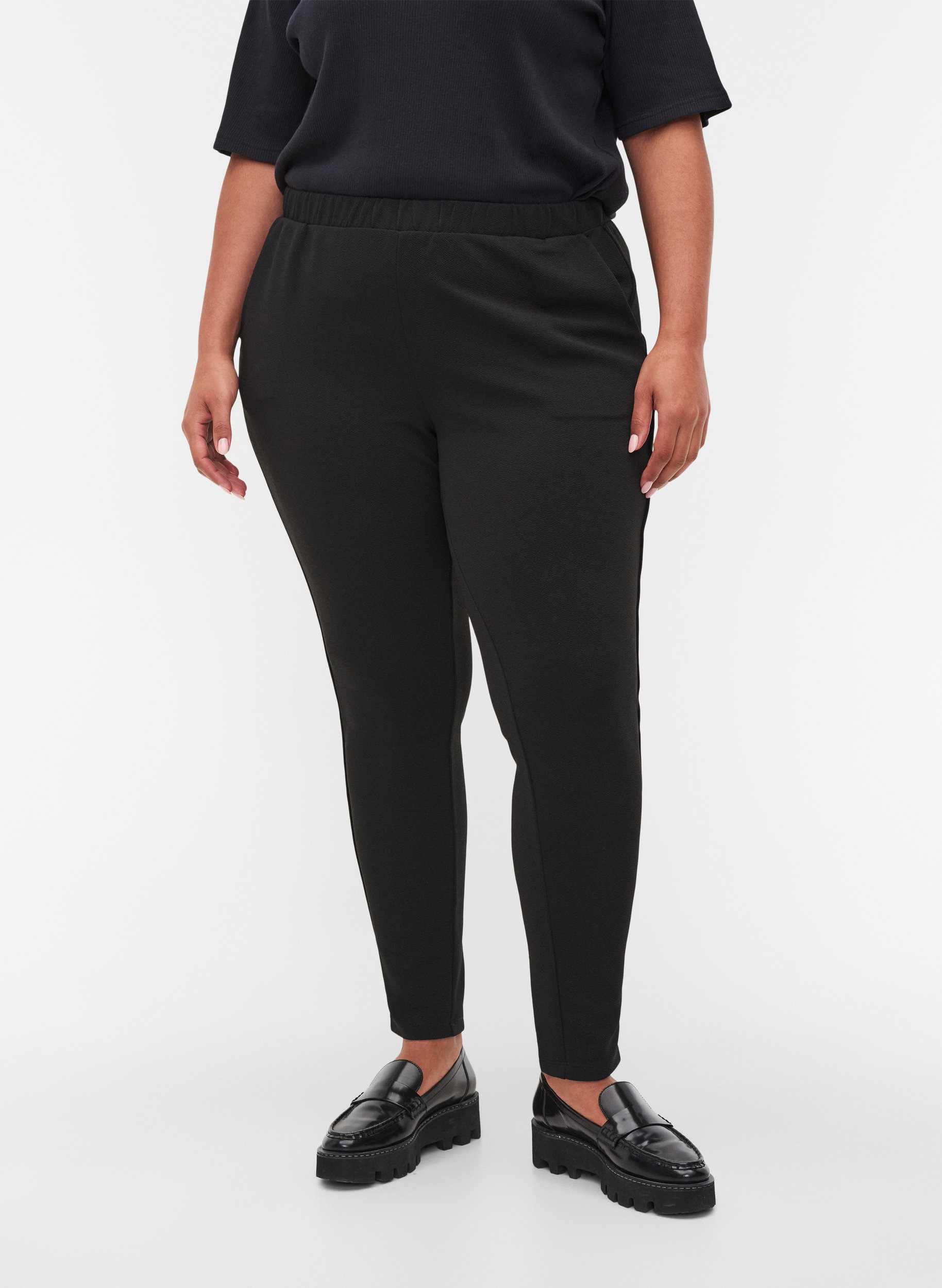 Bukser med lommer og piping, Black, Model image number 2
