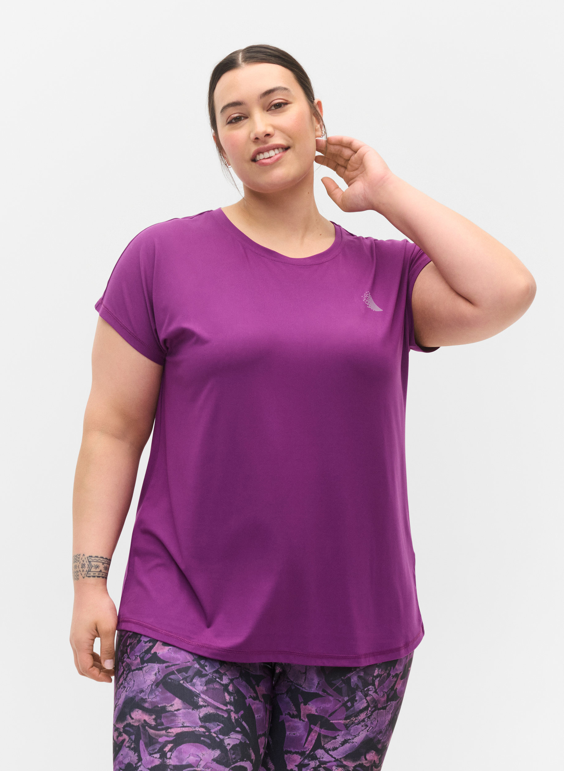 Ensfarvet trænings t-shirt, Grape Juice, Model